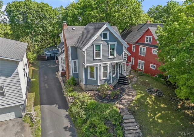 1st image of 936 Bellevue Ave, Syracuse, NY 13204 | MLS# S1679852