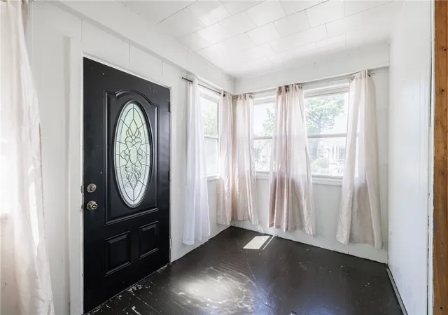 Listing Photo 4 - Condo for sale in building located at 24 Kenwood Ave, Rochester, NY 14611