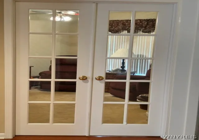 Photo 4 of Sale Pending at 9 Astor Ridge Dr #B, Buffalo, NY 14228 | MLS# B1685186 | Listing updated on 2026-06-19