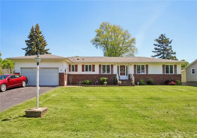 Homes for sale in Gates, NY | 8 Shawnee Dr, Gates, NY 14624 | MLS# R1684057