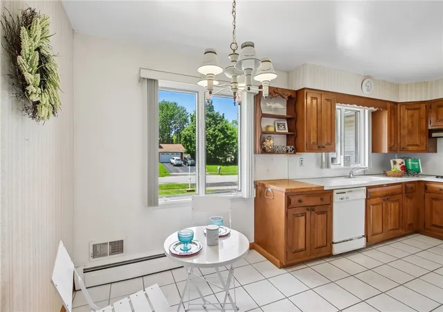 Homes for sale in Gates, NY | 8 Shawnee Dr, Gates, NY 14624 | MLS# R1684057
