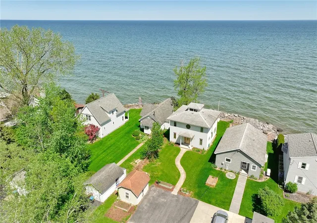 2nd image of 10 Alder Beach, Parma, NY 14468 | MLS# R1685123