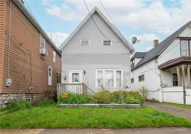 Photo 1 of Single family home for sale at 35 Troupe St, Buffalo, NY 14210 | MLS# B1681866 | Listing updated on 2026-07-21