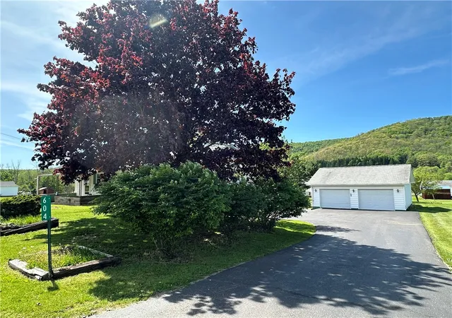 Homes for sale in Bradford Town, PA | 604 W Corydon St, Bradford Town, PA 16701 | MLS# R1685192