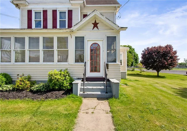 Homes for sale in Geneva Town, NY | 72 Andes Ave, Geneva Town, NY 14456 | MLS# R1685279