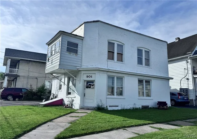 Homes for sale in Utica, NY | 901 Bacon St, Utica, NY 13501 | MLS# S1684916