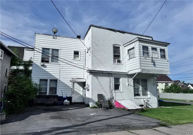 Homes for sale in Utica, NY | 901 Bacon St, Utica, NY 13501 | MLS# S1684916