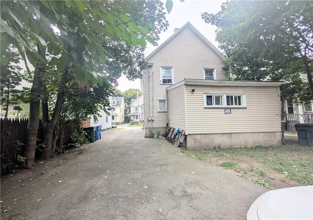 Homes for sale in Rochester, NY | 40 Forester St, Rochester, NY 14609 | MLS# R1685028