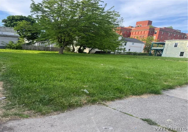 8th image of 518 Ferry Ave, Niagara Falls, NY 14301 | MLS# B1684306