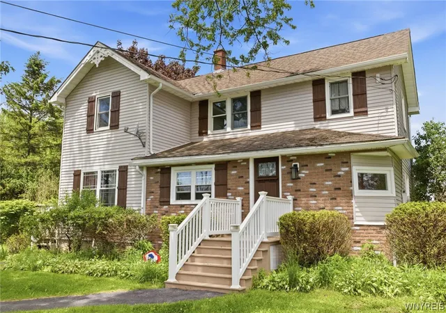 Photo 4 of Sale Pending at 12318 Buckwheat Rd, Akron, NY 14001 | MLS# B1685266 | Listing updated on 2026-07-19