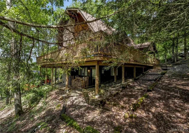 Photo 1 of Single family home for sale at 2 Sno Way, Ellicottville, NY 14731 | MLS# B1684689 | Listing updated on 2026-07-26