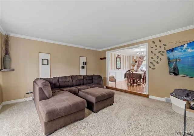 4th image of 7224 Winbert Dr, Wheatfield, NY 14120 | MLS# B1685207
