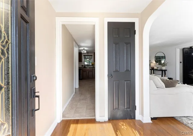 4th image of 6 Fay Park Dr, Salina, NY 13212 | MLS# S1684351