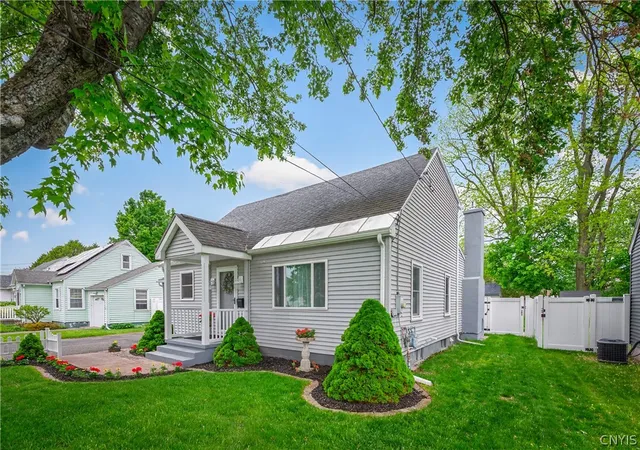 Homes for sale in Rome, NY | 1007 Van Buren Ave, Rome, NY 13440 | MLS# S1682796
