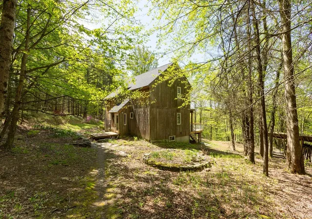 Photo 3 of Sale Pending at 154 Townsend Ext, Bovina Center, NY 13740 | MLS# R1680216 | Listing updated on 2026-07-20