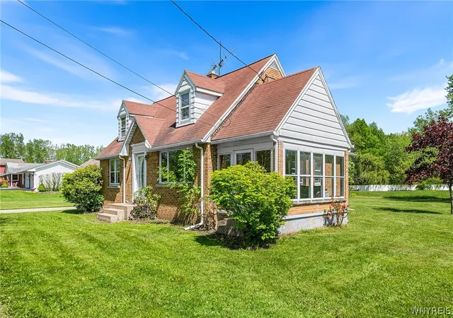 3rd image of 801 Tonawanda Creek Rd, Amherst, NY 14228 | MLS# B1683993