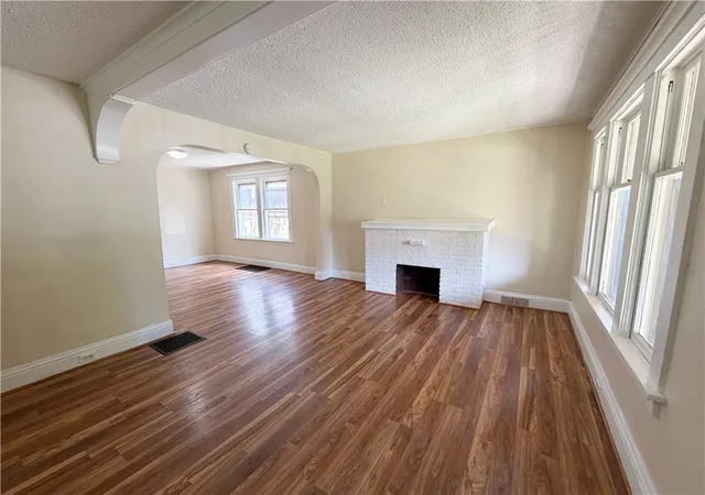 2nd image of 14 Midway Ave, Buffalo, NY 14215 | MLS# R1685513