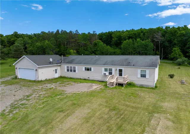 4th image of 9450 Alderman Rd, Hammondsport, NY 14840 | MLS# R1685538