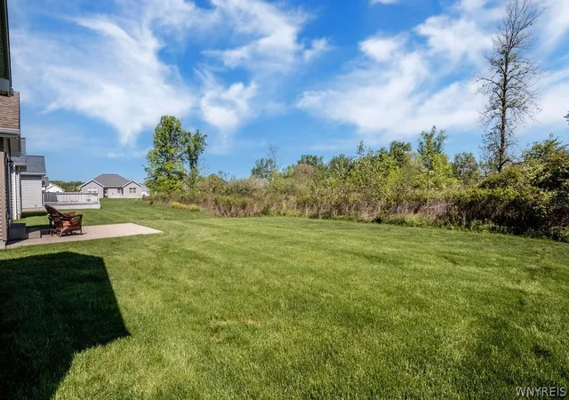 Homes for sale in Grand Island, NY | 85 Cottagewood Ln, Grand Island, NY 14072 | MLS# B1684740