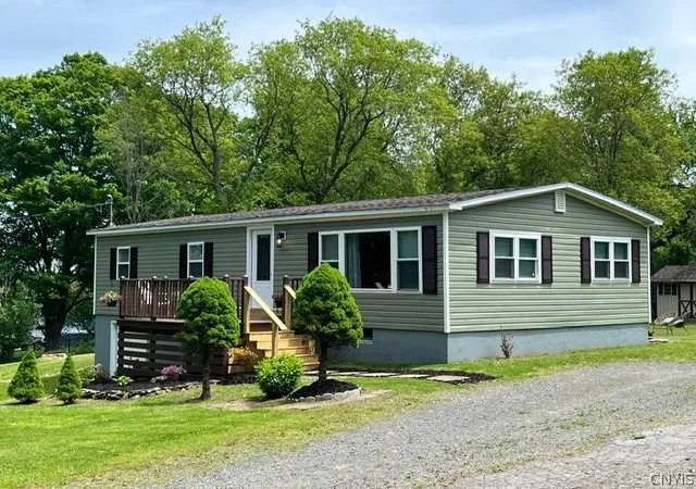 1st image of 5 Union St, Richfield Springs, NY 13439 | MLS# S1685554