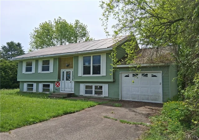 Homes for sale in Cortland, NY | 10 Leon Ave, Cortland, NY 13045 | MLS# S1685543