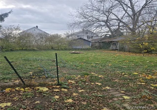 Homes for sale in Niagara Falls, NY | 2225 South Ave, Niagara Falls, NY 14305 | MLS# B1685444