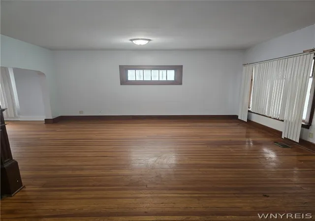 Homes for sale in Niagara Falls, NY | 2225 South Ave, Niagara Falls, NY 14305 | MLS# B1685444