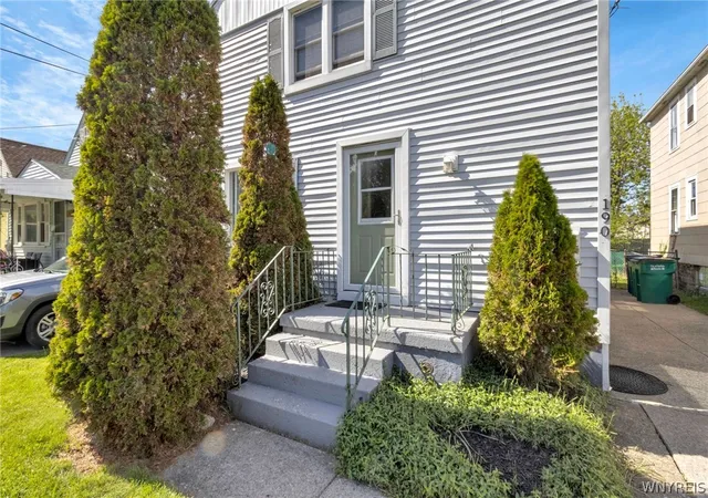Homes for sale in Buffalo, NY | 190 Whitehall Ave, Buffalo, NY 14220 | MLS# B1685060