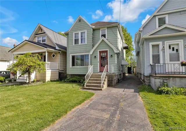 Homes for sale in Buffalo, NY | 63 Carlyle Ave, Buffalo, NY 14220 | MLS# B1685104