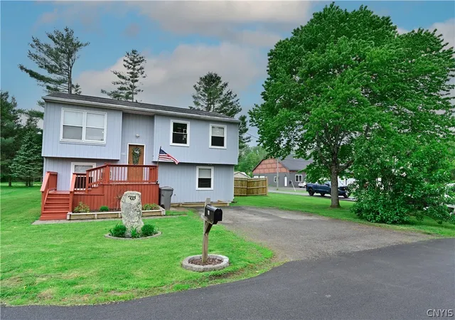 Homes for sale in Rome, NY | 119 W South St, Rome, NY 13440 | MLS# S1682783