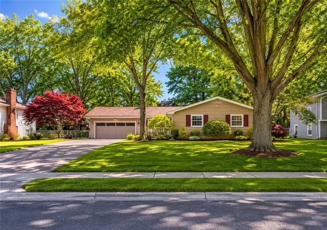 1st image of 348 Paddy Hill Dr, Greece, NY 14616 | MLS# R1685283