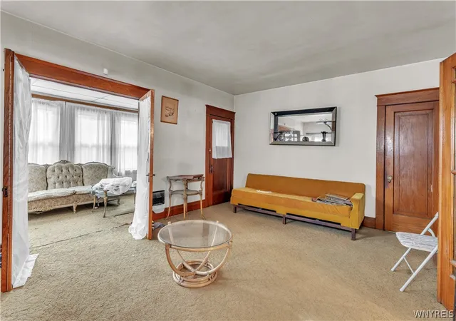 2nd image of 137 Donaldson Rd Rd, Buffalo, NY 14208 | MLS# B1685243