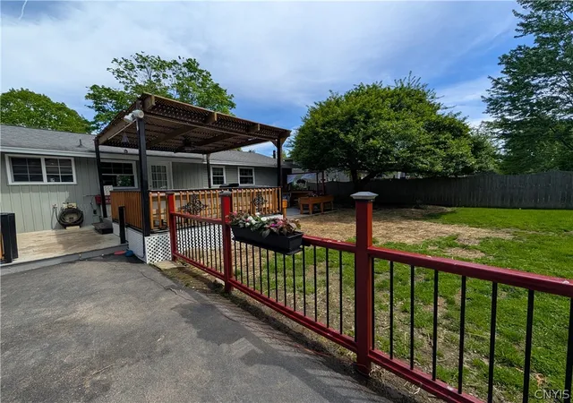 5th image of 8251 Exeter Dr, Lysander, NY 13027 | MLS# S1685572