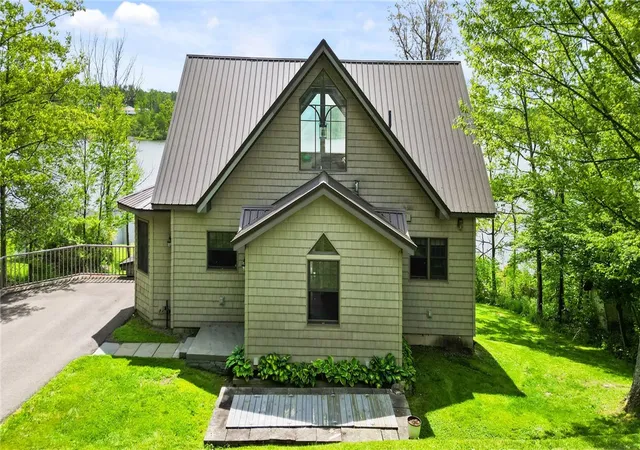 3rd image of 230 Goodwin Ln, Guilford, NY 13780 | MLS# R1683959