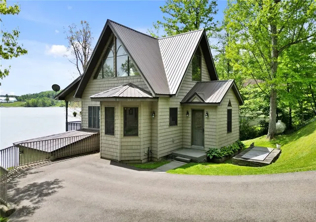 4th image of 230 Goodwin Ln, Guilford, NY 13780 | MLS# R1683959