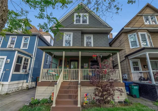 Homes for sale in Buffalo, NY | 61 Royal Ave, Buffalo, NY 14207 | MLS# B1685451