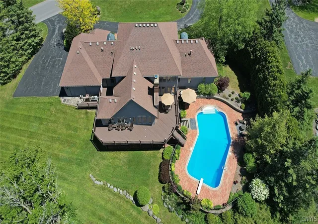 Photo 50 of Sale Pending at 8410 Hobnail Rd, Manlius, NY 13104 | MLS# S1685373 | Listing updated on 2026-06-03