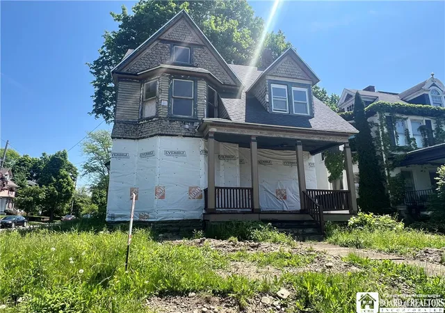 1st image of 632 634 Lakeview Ave, Jamestown, NY 14701 | MLS# R1684678