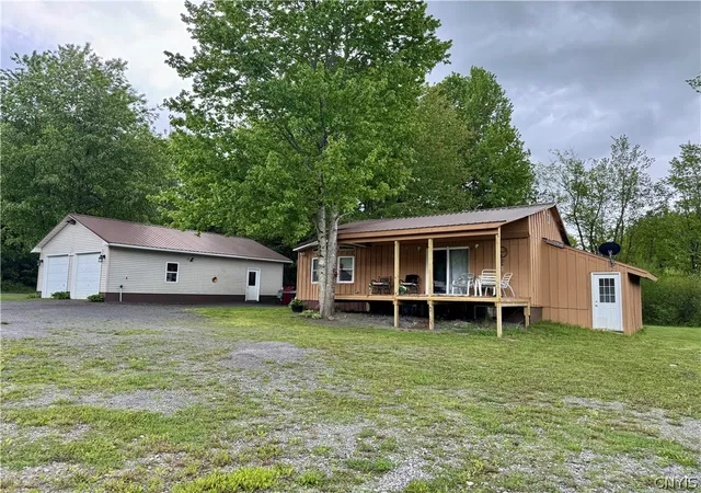 2nd image of 337 S Albion Rd, Altmar, NY 13302 | MLS# S1685672