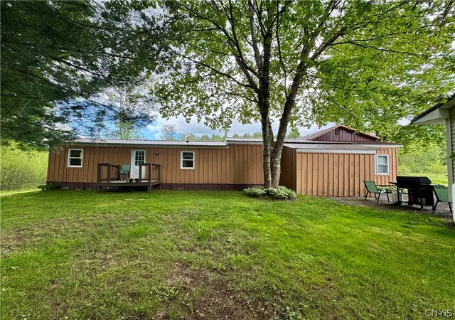 Photo 4 of Sale Pending at 337 S Albion Rd, Altmar, NY 13302 | MLS# S1685672 | Listing updated on 2026-07-25