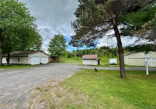 Photo 5 of Sale Pending at 337 S Albion Rd, Altmar, NY 13302 | MLS# S1685672 | Listing updated on 2026-07-25