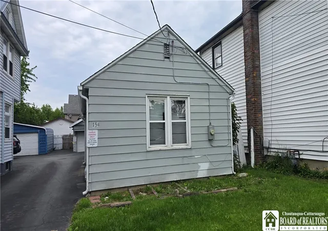 Photo 1 of Single family home for sale at 154 Maple Ave, Dunkirk, NY 14048 | MLS# R1685402 | Listing updated on 2026-07-23