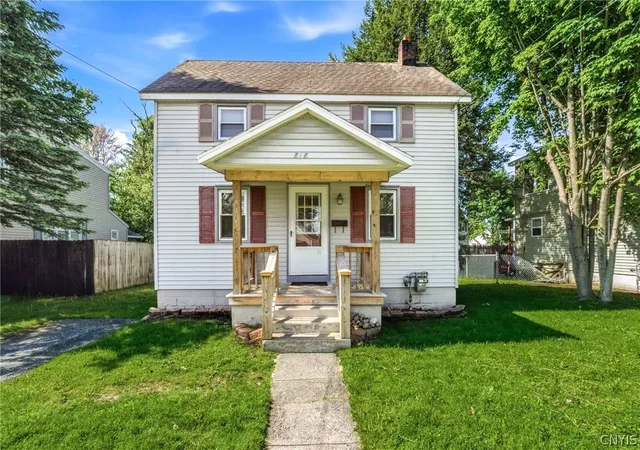 Homes for sale in Rome, NY | 818 Roosevelt Ave, Rome, NY 13440 | MLS# S1685525