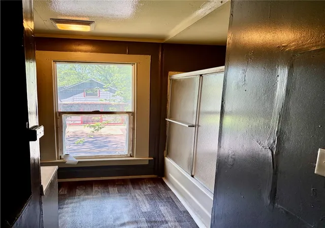 Photo 5 of Single family home for sale at 509 W Clinton St, Ithaca, NY 14850 | MLS# R1685163 | Listing updated on 2026-06-11