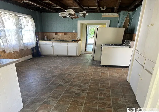 17th image of 127 Main St, Silver Creek, NY 14136 | MLS# R1685707