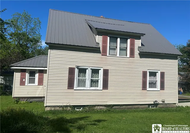 2nd image of 127 Main St, Silver Creek, NY 14136 | MLS# R1685707