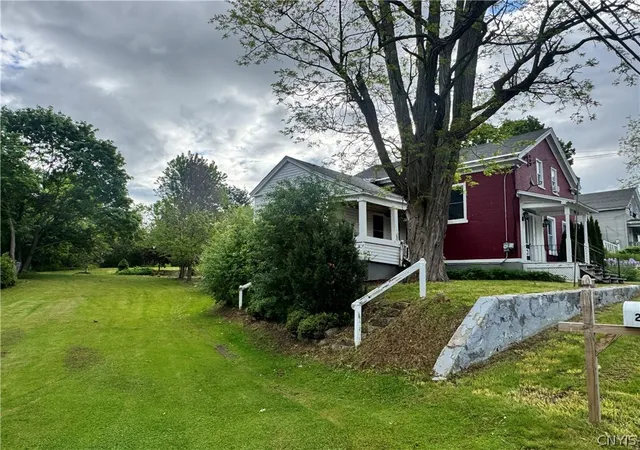 Photo 4 of Single family home for sale at 24418 Main St, Felts Mills, NY 13638 | MLS# S1685569 | Listing updated on 2026-07-17