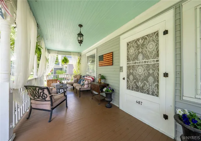 3rd image of 487 Main St, West Seneca, NY 14224 | MLS# B1685355