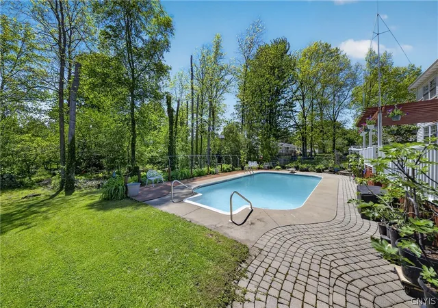 Homes for sale in Clay, NY | 8387 Zenith Dr, Clay, NY 13027 | MLS# S1683924