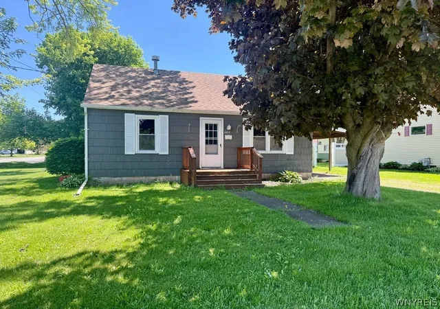 1st image of 2617 Howard Ave, Newfane, NY 14108 | MLS# B1684569